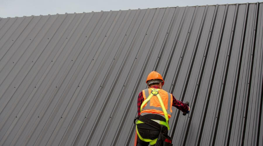 Expert Emergency Roof Repairs services in Melvin, TX